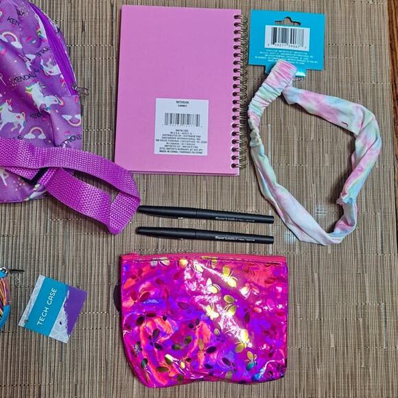 7 Piece Kendall & Kylie Purple Unicorn Mini Backpack Bag with Accessories - Picture 6 of 7